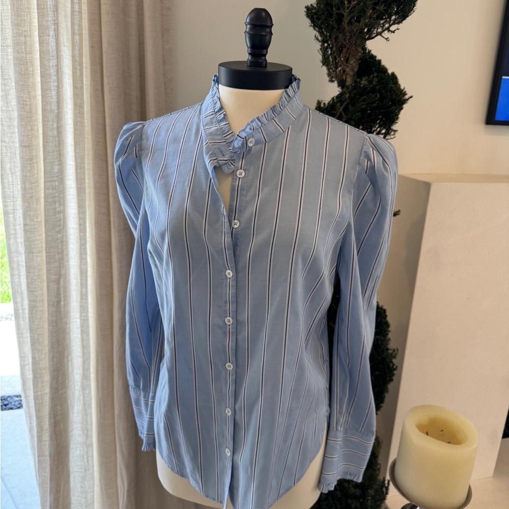 Veronica Beard Light Blue Blouse with Ruffled Bib Collar - Size L - Picture 11 of 11